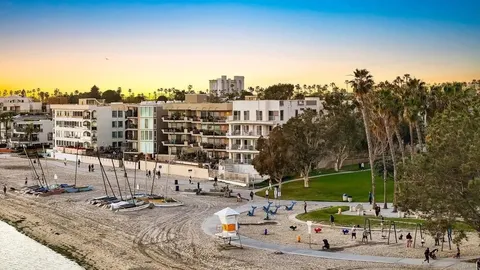 1251 Parker Pl Unit 2J, San Diego, CA 92109 - #: PTP2602835