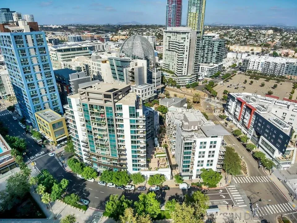 San Diego, California 92101, United States, ,1 BathroomBathrooms,Residential,Active,137106