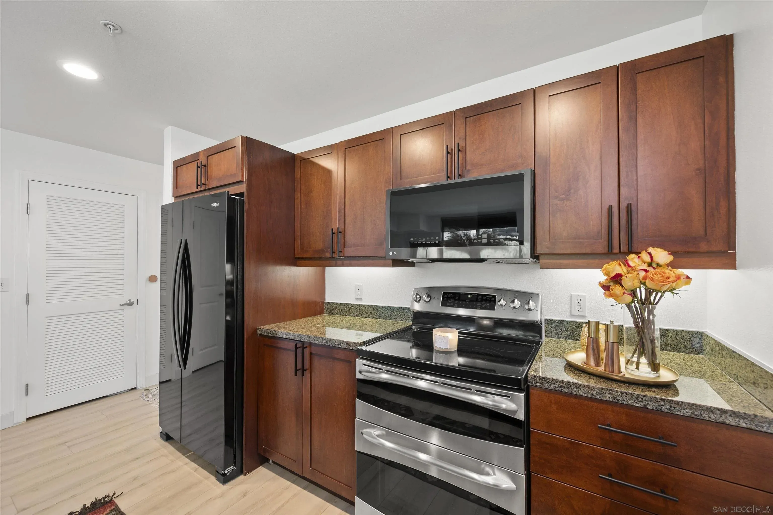 San Diego, California 92101, United States, ,1 BathroomBathrooms,Residential,Active,137106