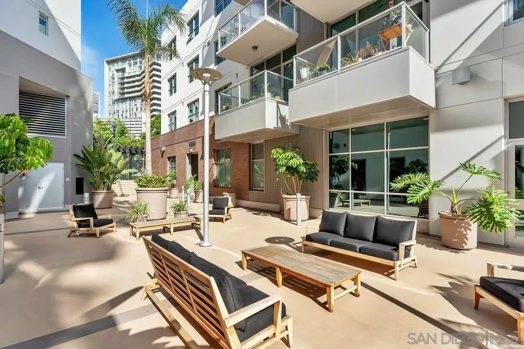 San Diego, California 92101, United States, ,1 BathroomBathrooms,Residential,Active,137106