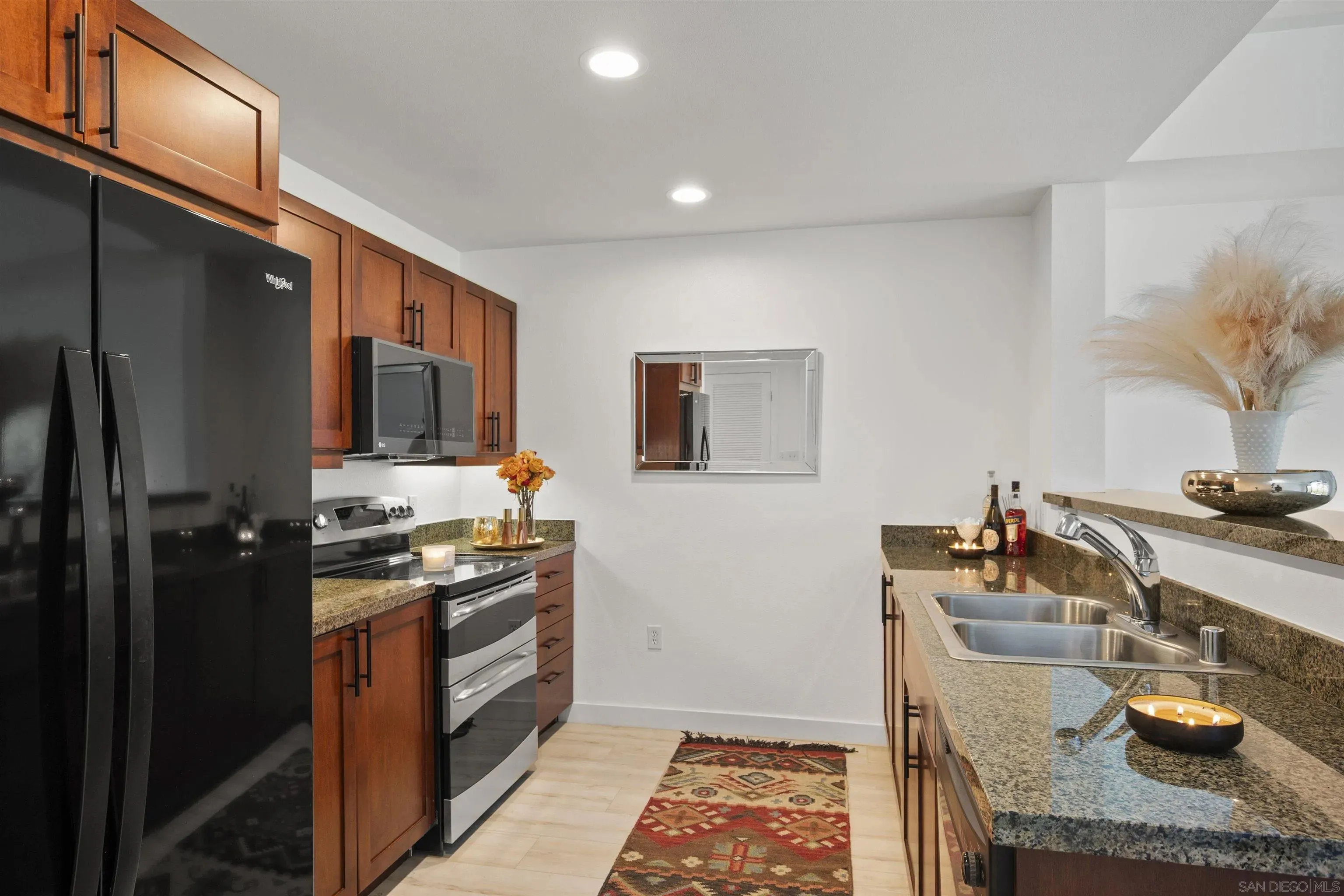 San Diego, California 92101, United States, ,1 BathroomBathrooms,Residential,Active,137106