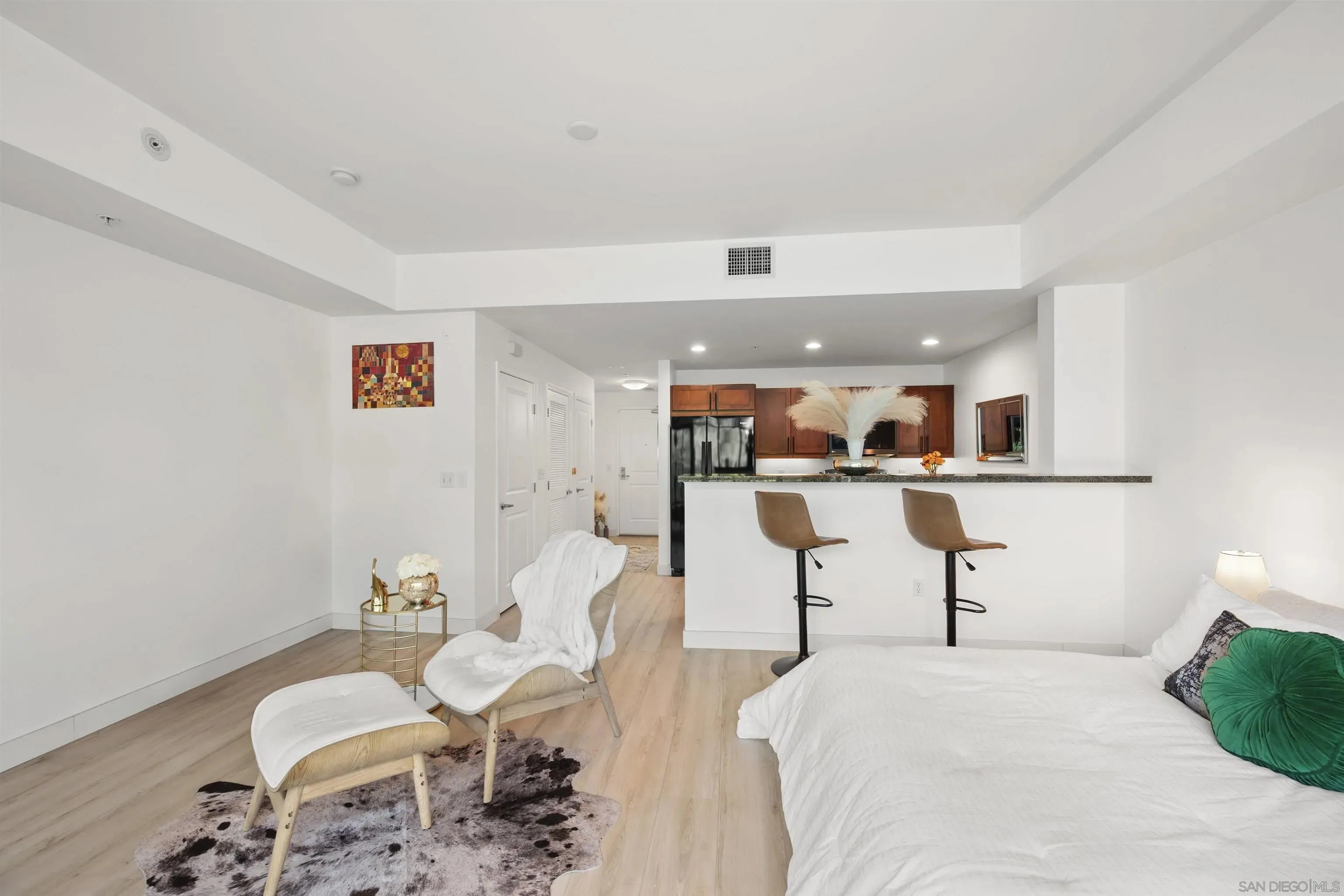 San Diego, California 92101, United States, ,1 BathroomBathrooms,Residential,Active,137106