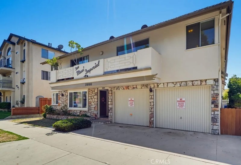 2060 E 3rd East 6