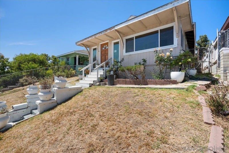 424 Cuyamaca Ave