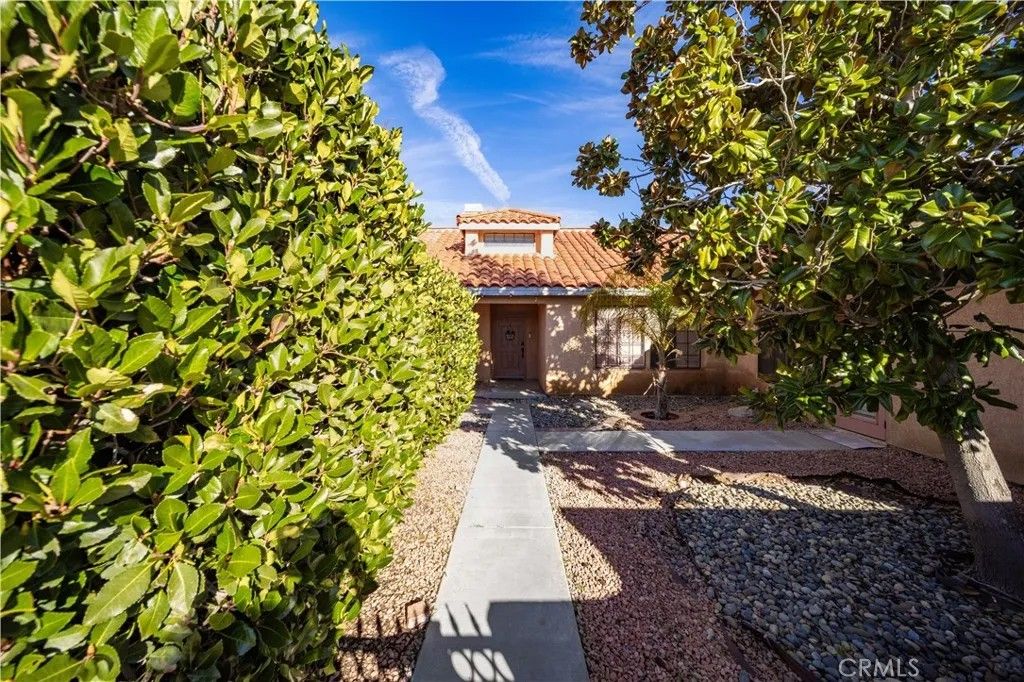 Photo of 42734 56th Street West St, Lancaster, CA 93536 (MLS # SR26042404)