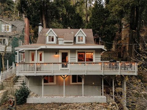 Photo of 700 Community Dr, Lake Arrowhead, CA 92352 (MLS # PW26138397)