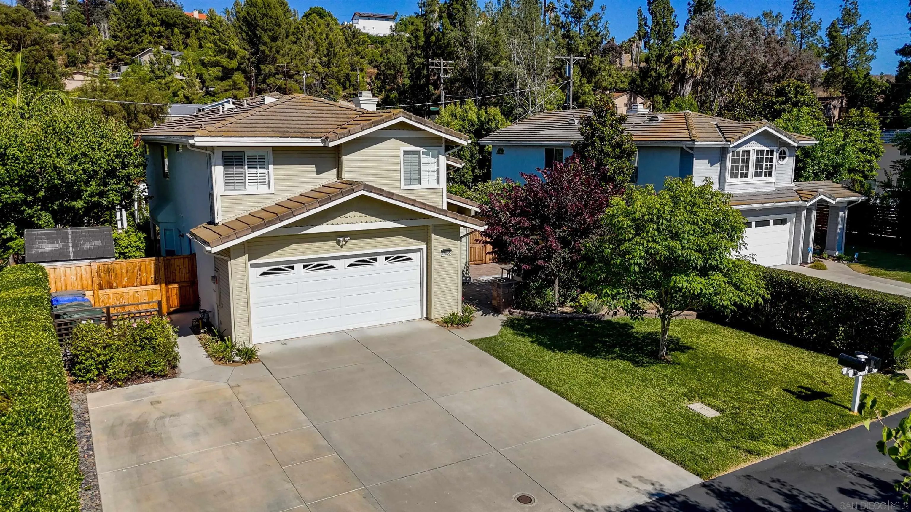 13635 Janeen Pl