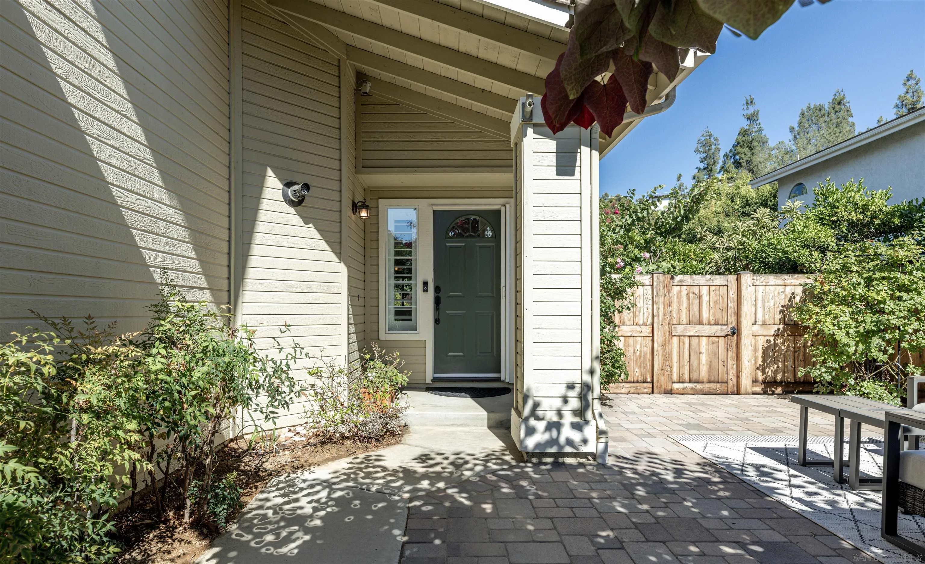 13635 Janeen Pl