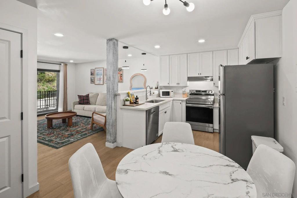 Photo of 6780 Friars Rd #272, San Diego, CA 92108 (MLS # 260002759)