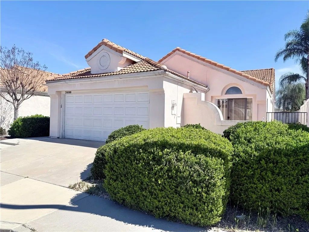 Photo of 28088 Orangegrove Ave, Menifee, CA 92584 (MLS # SW26058765)