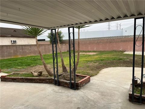 Tiny photo for 10341 Karmont Ave, South Gate, CA 90280 (MLS # OC25252981)