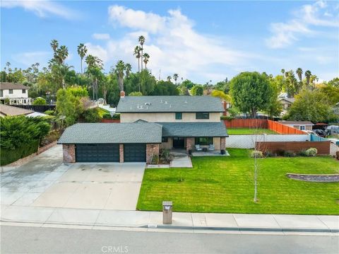 Photo of 5363 Cornwall Ave, Riverside, CA 92506 (MLS # IV26000921)