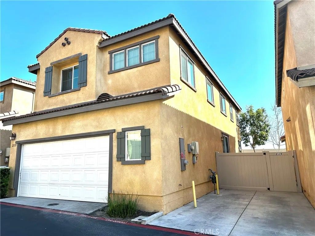 Photo of 2119 Lavender Ln, Colton, CA 92324 (MLS # IG26055310)