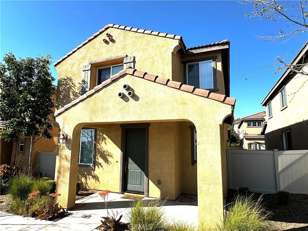 Photo of 2119 Lavender Ln, Colton, CA 92324 (MLS # IG26055310)