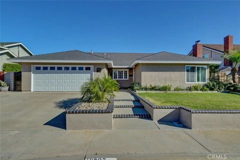 Photo of 16082 Cache St, Fountain Valley, CA 92708 (MLS # OC25271984)