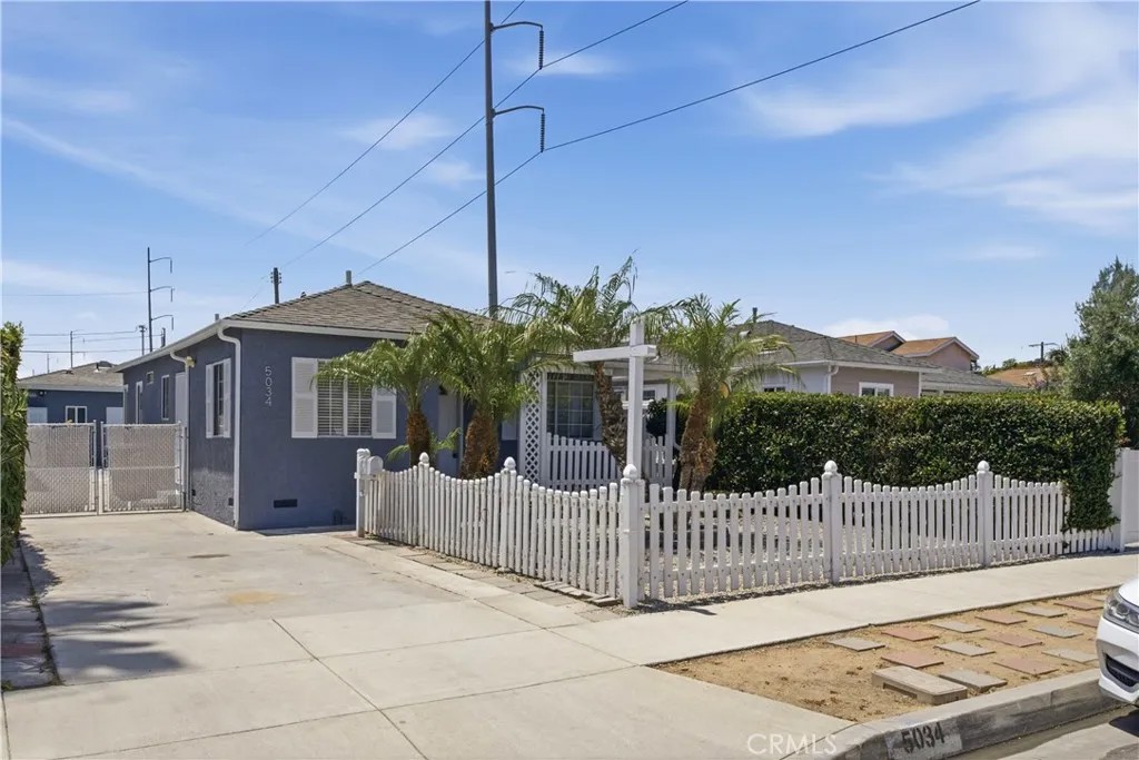 5034 W 130th
