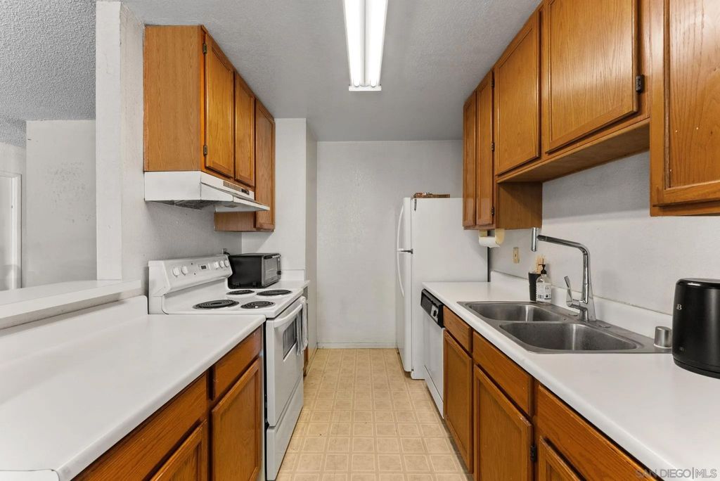 Photo of 1641 Pentecost Way #6, San Diego, CA 92105 (MLS # 260005069)