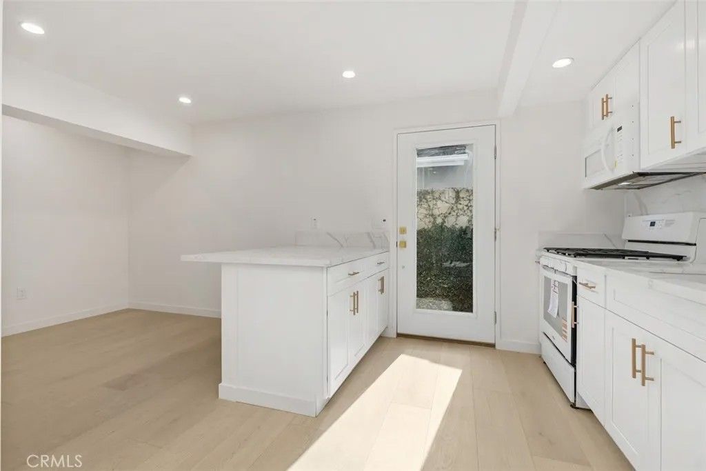 Photo of 3926 Acacia Street, Irvine, CA 92606 (MLS # OC26039846)