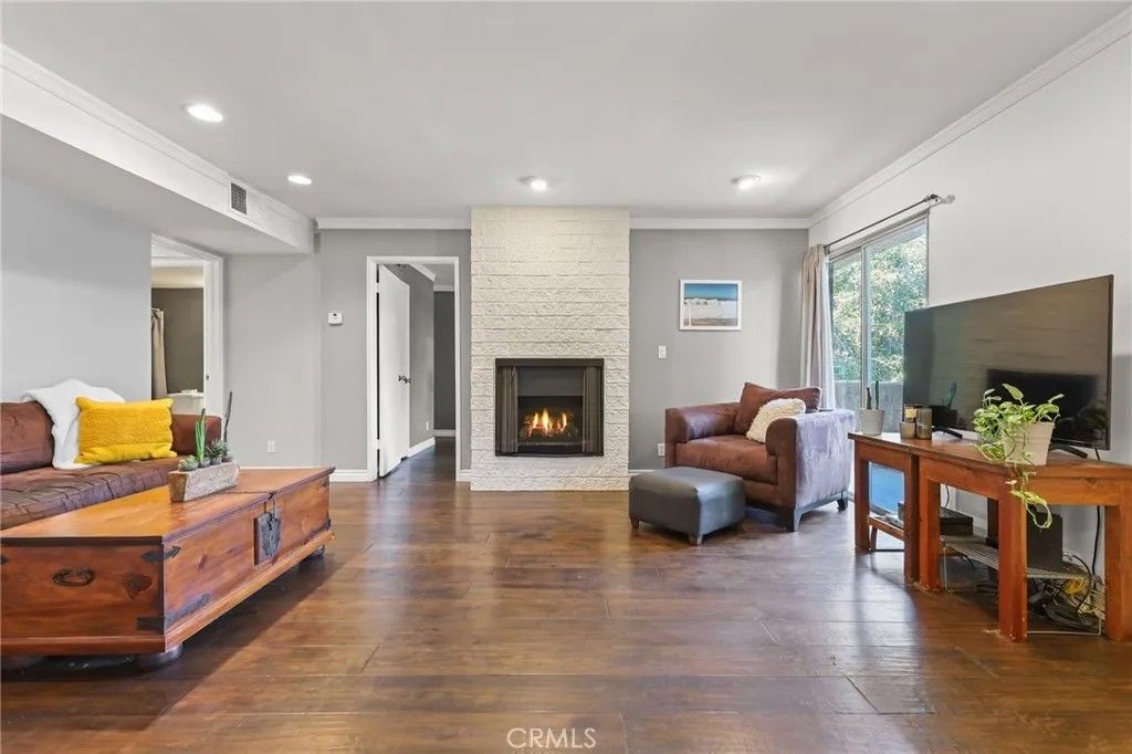 Photo of 11578 Wyoming Ave #103, Los Angeles, CA 90025 (MLS # OC26062108)