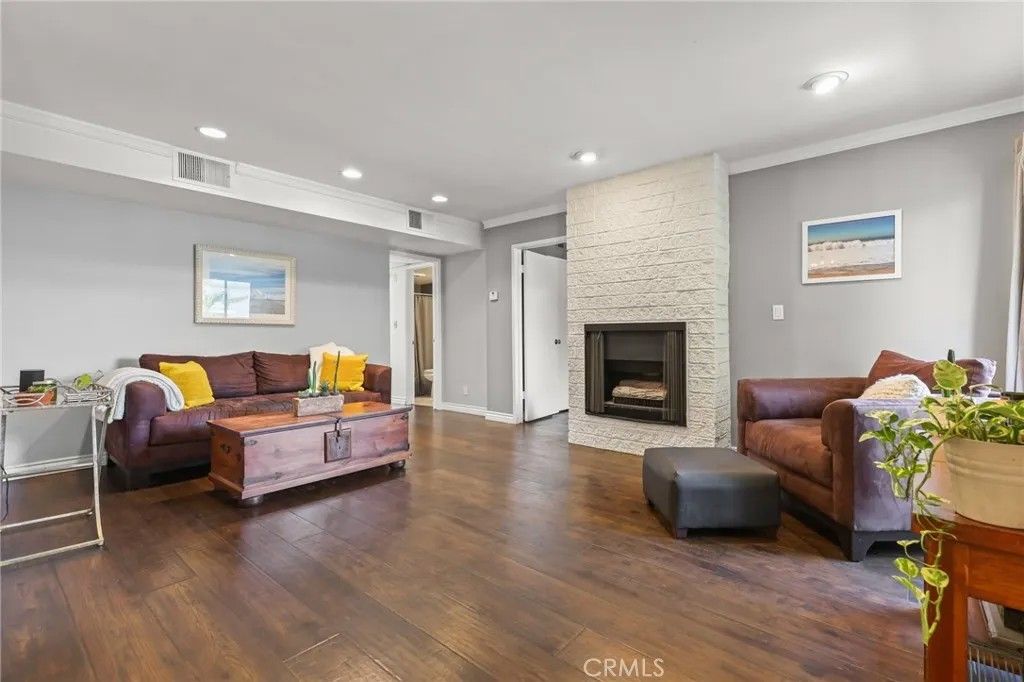 Photo of 11578 Wyoming Ave #103, Los Angeles, CA 90025 (MLS # OC26062108)