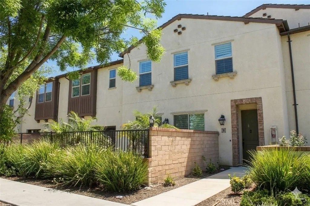Photo of 3287 E Wild Horse Privado #8, Ontario, CA 91762 (MLS # RS26089853)