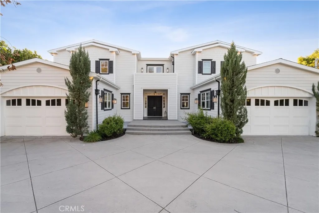 17528 Jayden Lane
