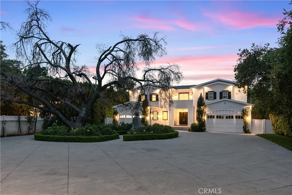 17528 Jayden Lane