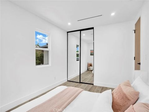 Tiny photo for 7055 Fallbrook Avenue, West Hills, CA 91307 (MLS # SR25246764)