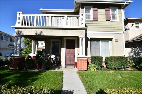 Photo of 2710 Dumalski St, Lakewood, CA 90712 (MLS # SB26001297)