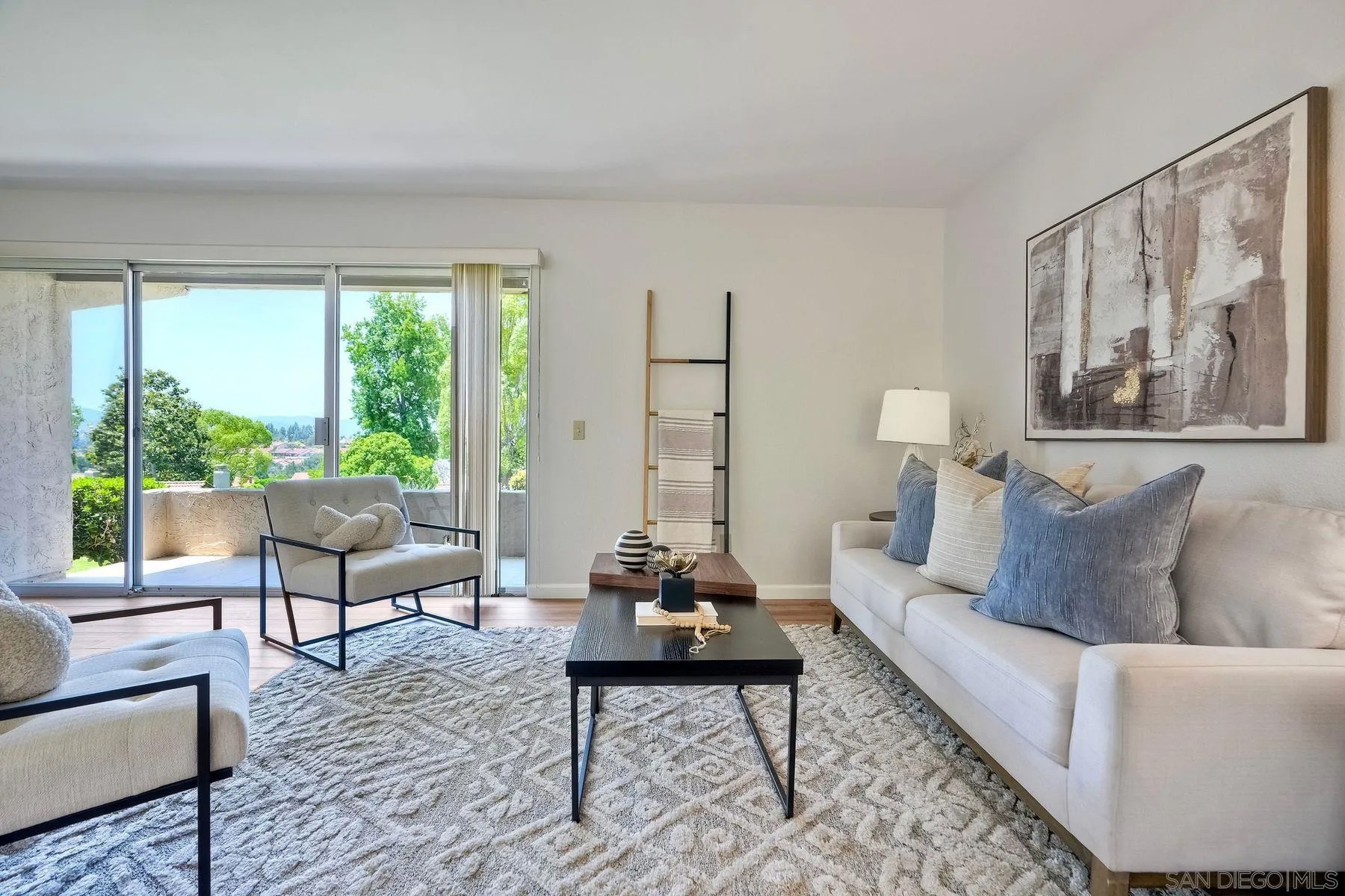 17438 Plaza Otonal