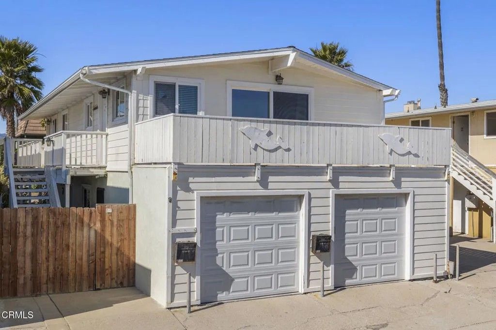 Photo of 1153 Montauk Lane, Ventura, CA 93001 (MLS # V1-37134)