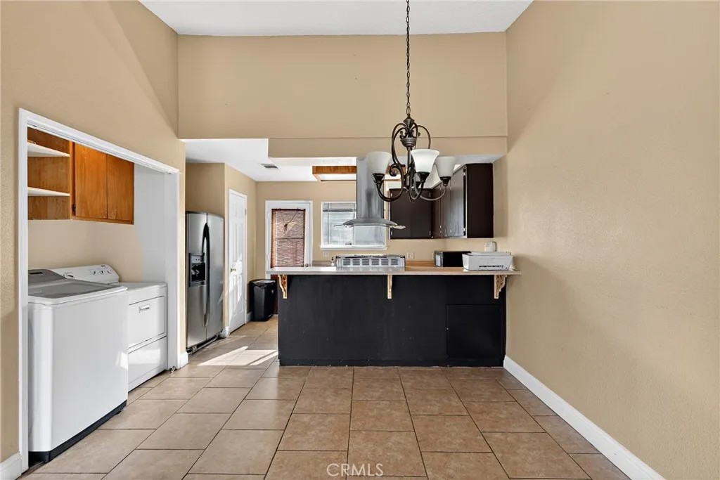 1754 Merced