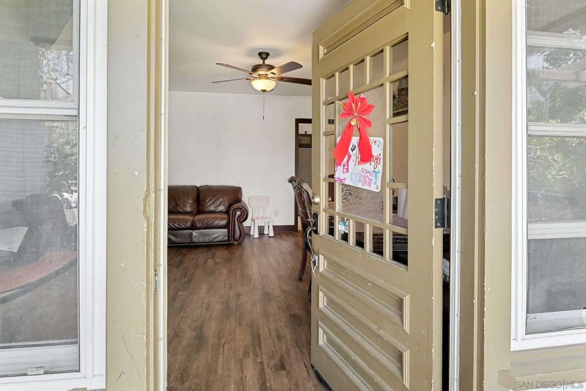 845 W 3Rd