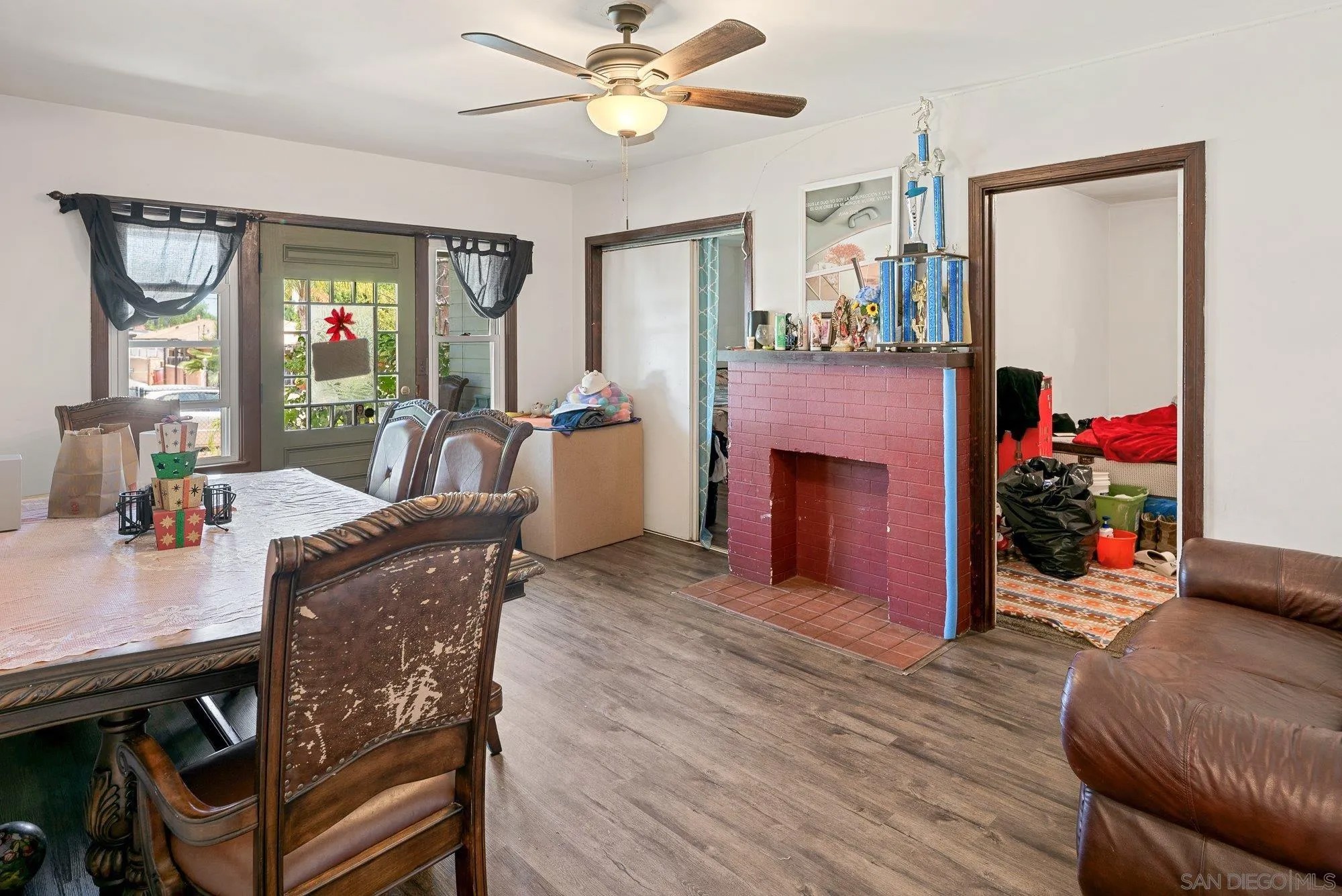 845 W 3Rd