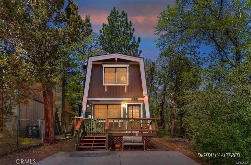 Photo of 756 Cedar Ln, Sugarloaf, CA 92386 (MLS # IG26113098)