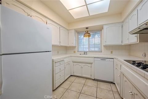 Tiny photo for 688 Elise Court, Merced, CA 95340 (MLS # MC25246585)
