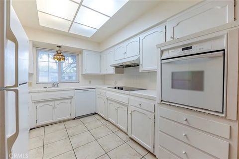 Tiny photo for 688 Elise Court, Merced, CA 95340 (MLS # MC25246585)