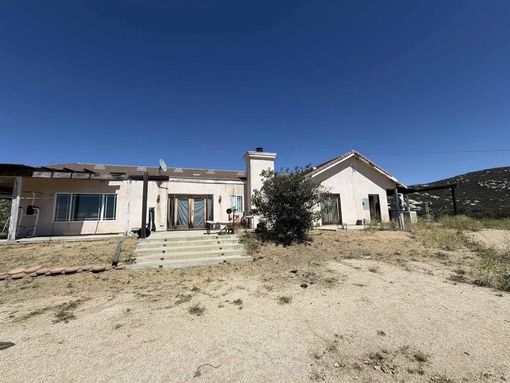 Photo of 45620 Lewis Valley Road, Hemet, CA 92544 (MLS # PTP2602341)