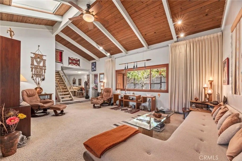 Photo of 627 W Pine Avenue, El Segundo, CA 90245 (MLS # SB26006971)