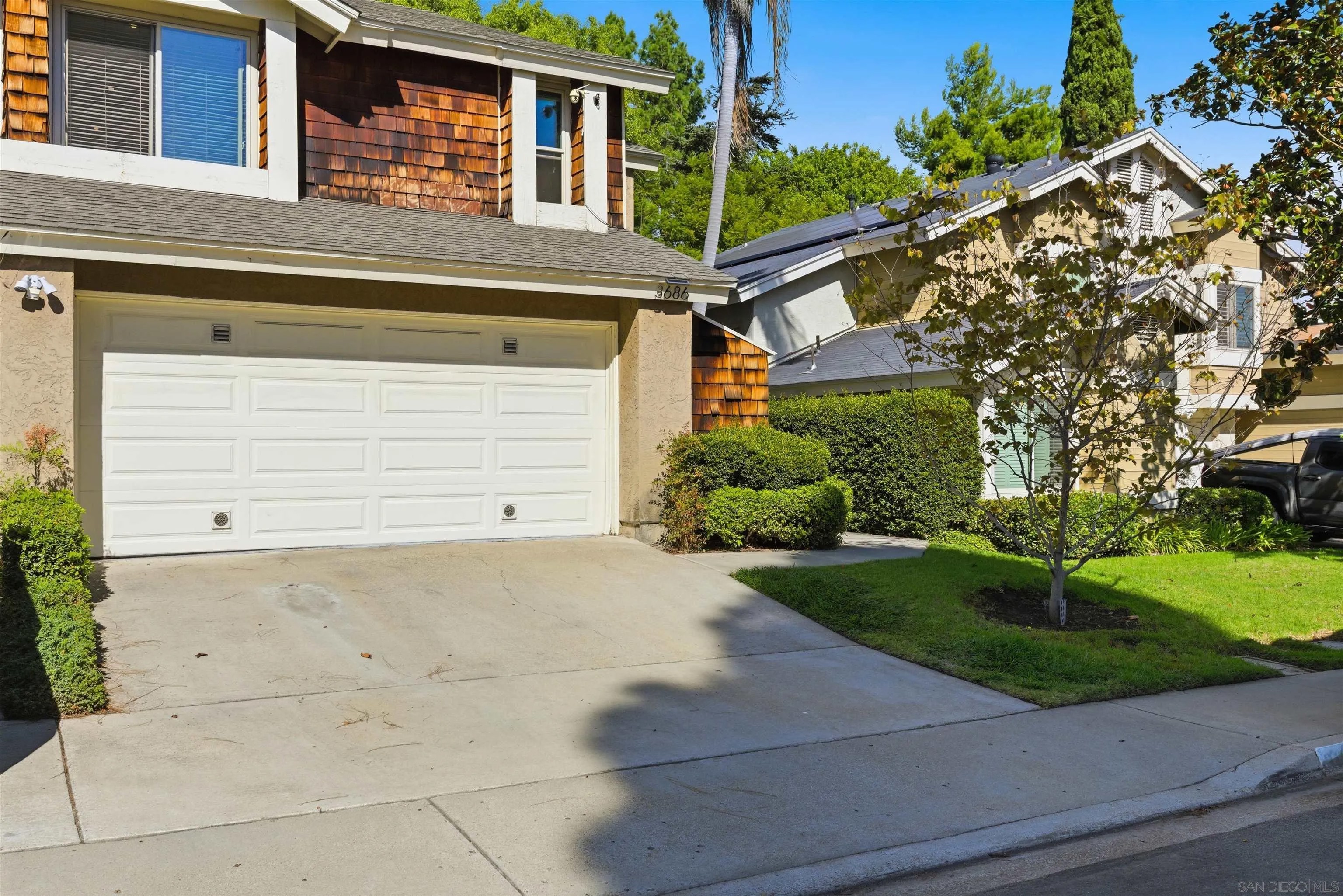 3686 Cactusview Drive