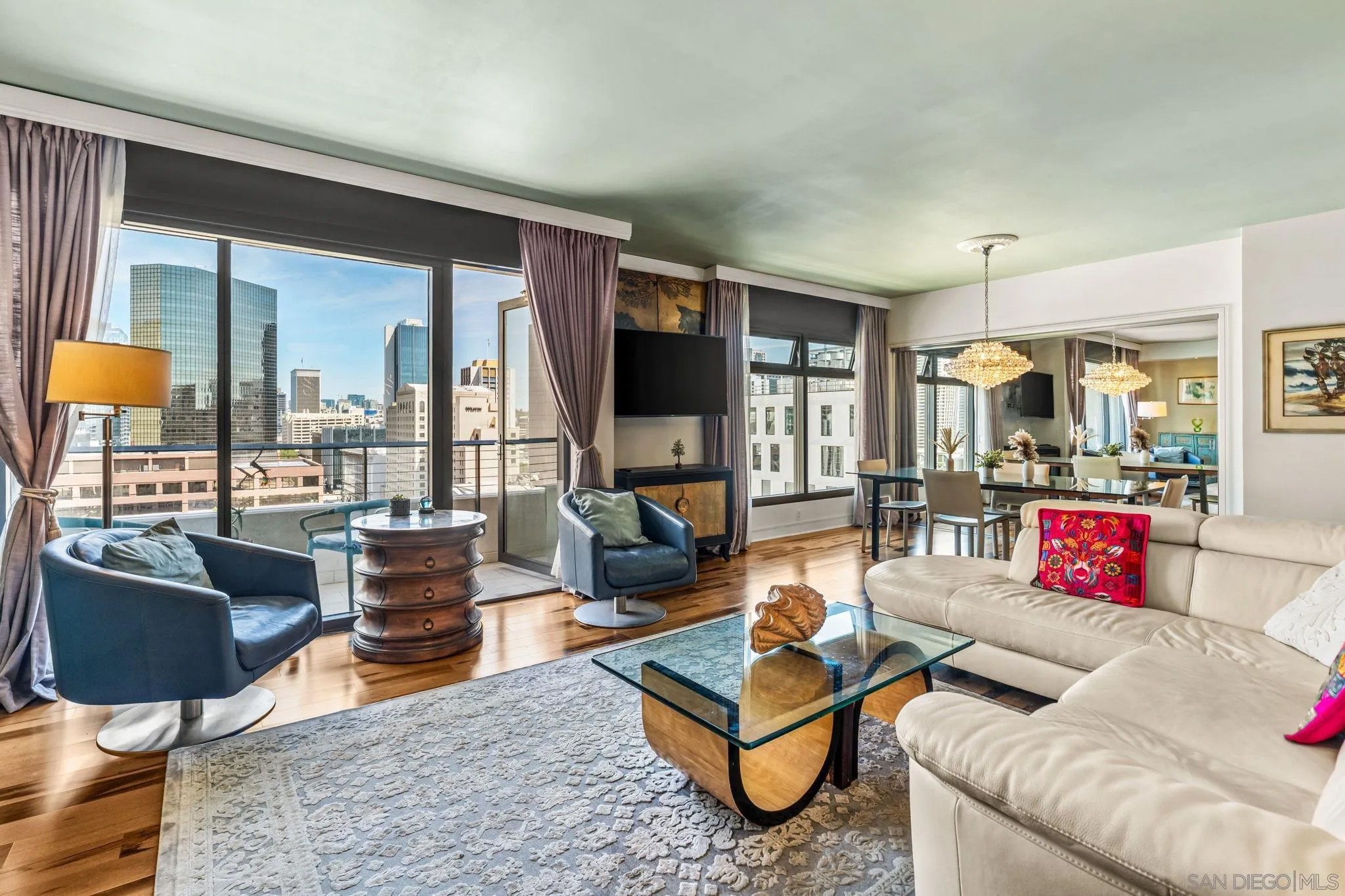 645 Front St 1604