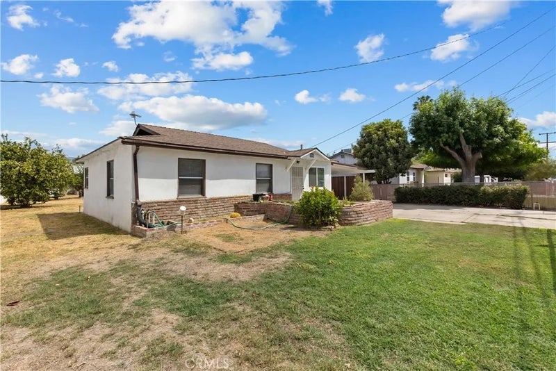 1814 Wallace Court