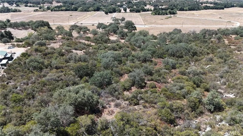 0 Tenaja Road