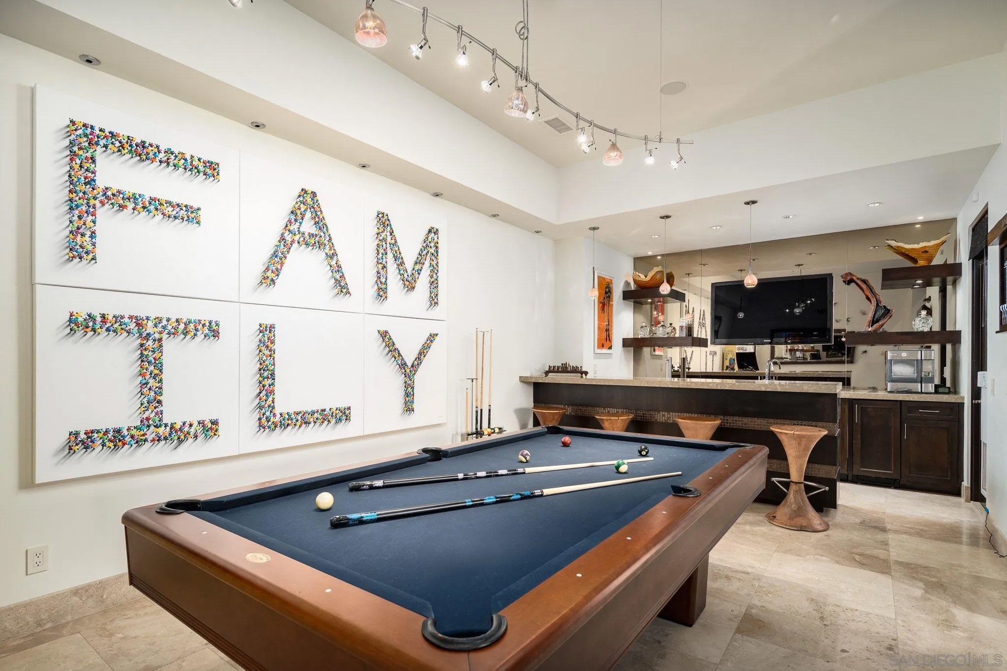 7795 Sendero Angelica