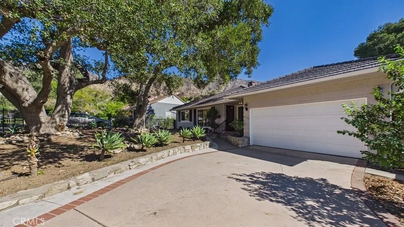 2120 Roosevelt