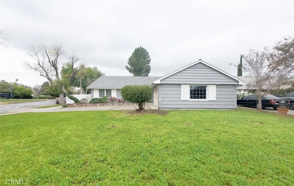 22201 Schoolcraft