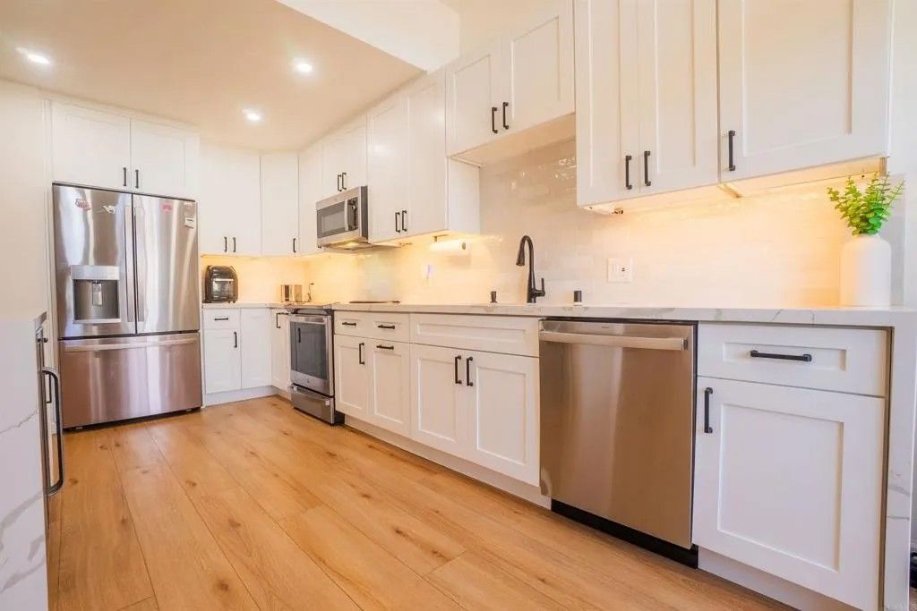 Photo of 270 Dahlia Ave #5, Imperial Beach, CA 91932 (MLS # PTP2506222)