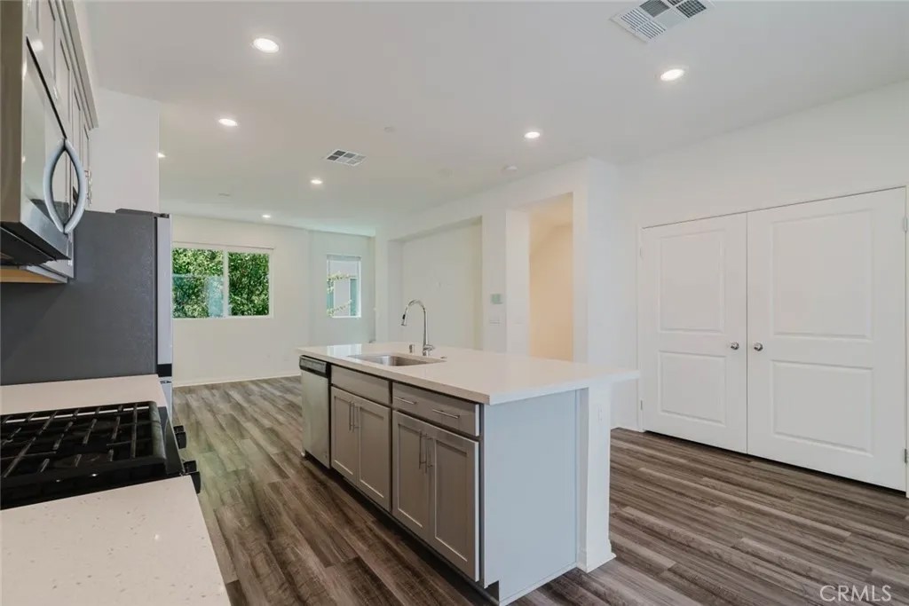 18450 W Calico Lane