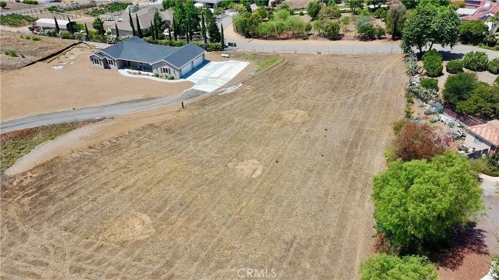 Photo of 1916 Gray Rabbit Hollow, Fallbrook, CA 92028 (MLS # PW26052138)