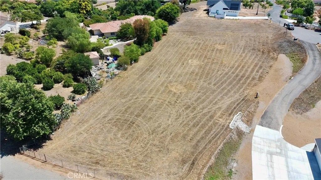 Photo of 1916 Gray Rabbit Hollow, Fallbrook, CA 92028 (MLS # PW26052138)